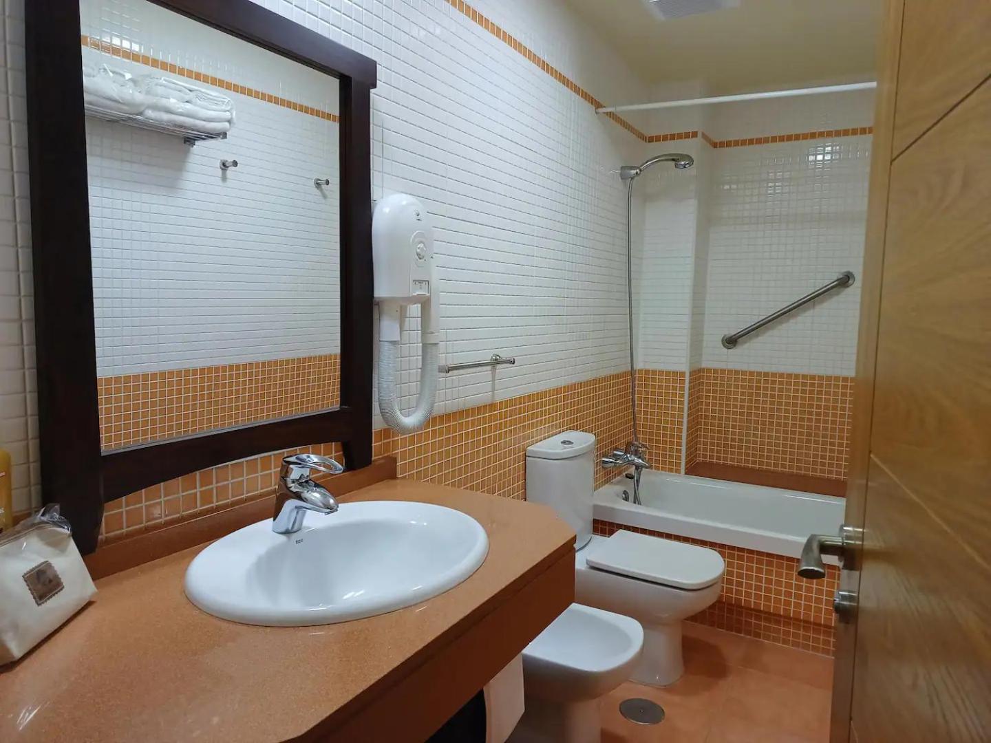 Apartamentos Ababides Baiona Exterior photo